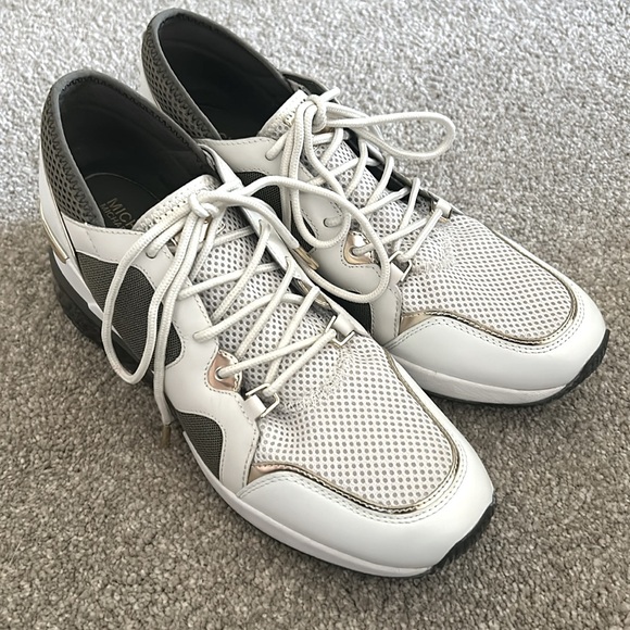 Michael Kors Mesh Sage and Gold Platform Sneakers Size 10 - Picture 3 of 12